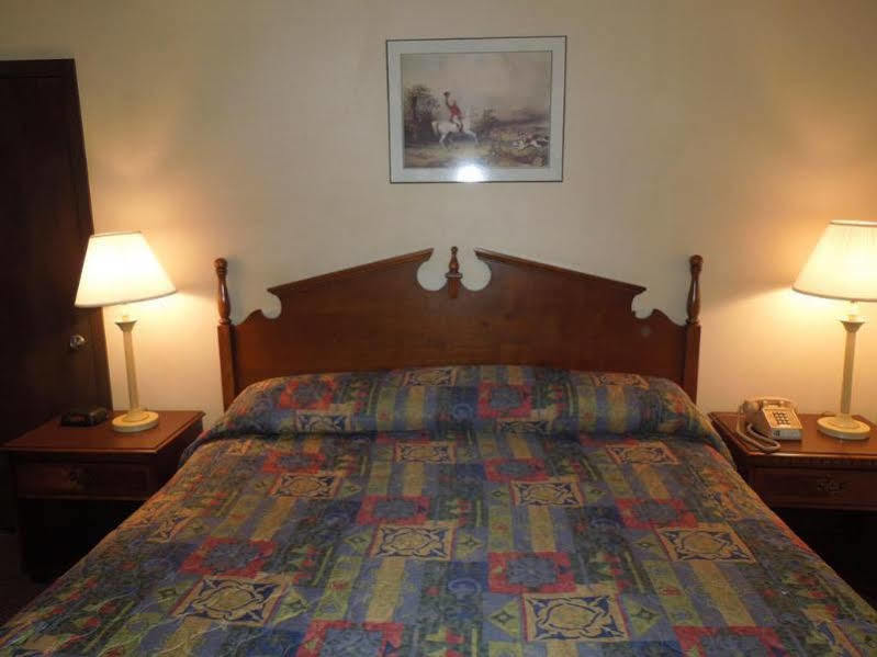 Knights Inn Endwell Dış mekan fotoğraf