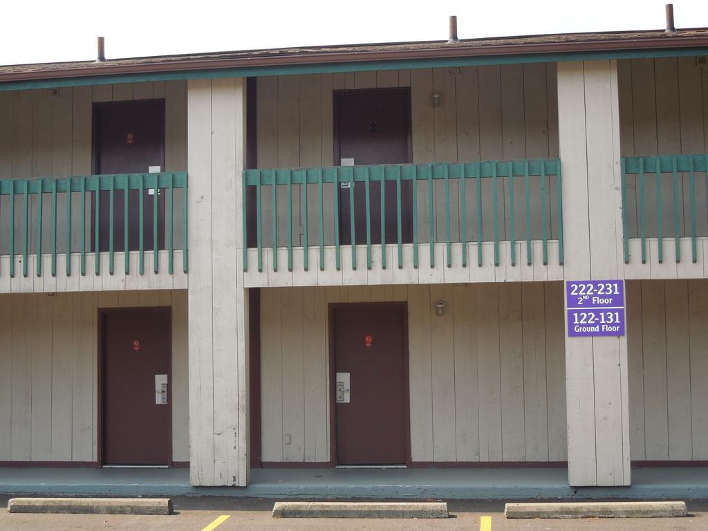 Knights Inn Endwell Dış mekan fotoğraf