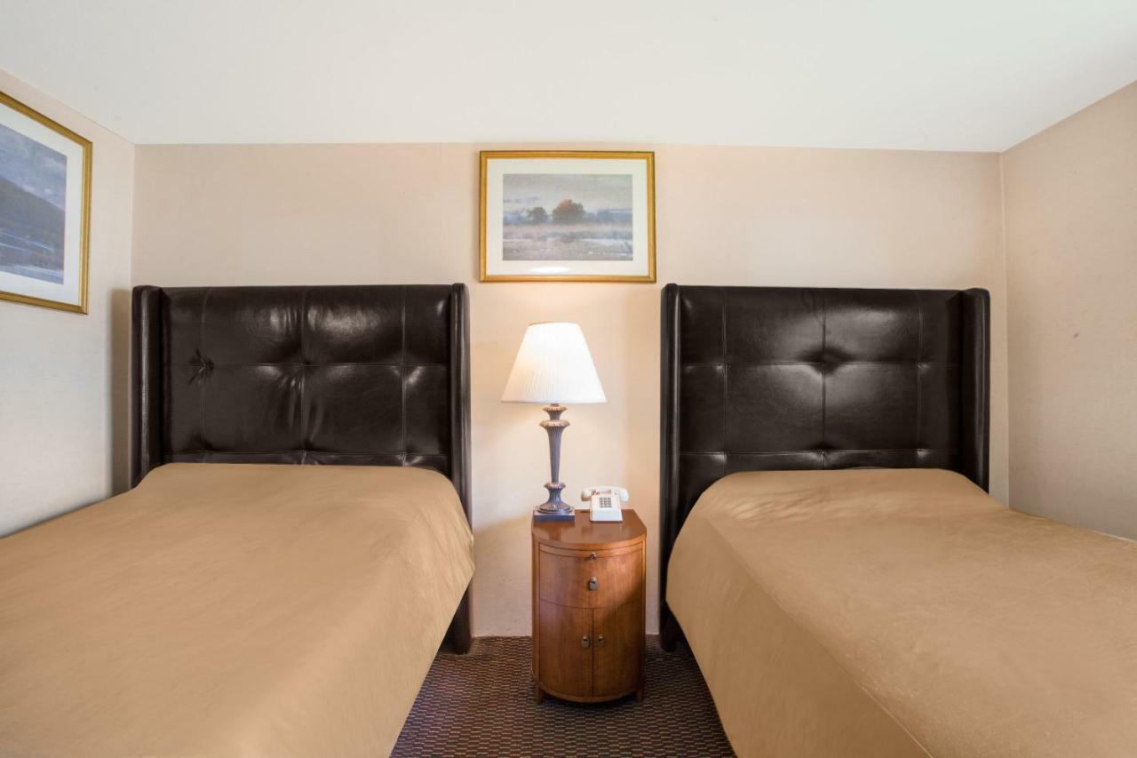 Knights Inn Endwell Dış mekan fotoğraf